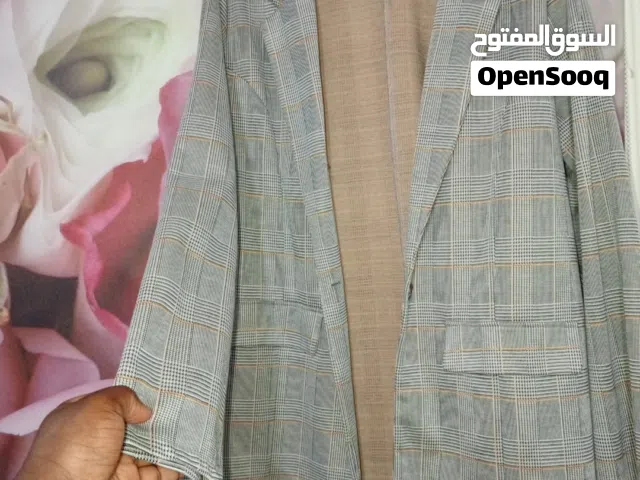 blazer grey size: XL stylish et élégant