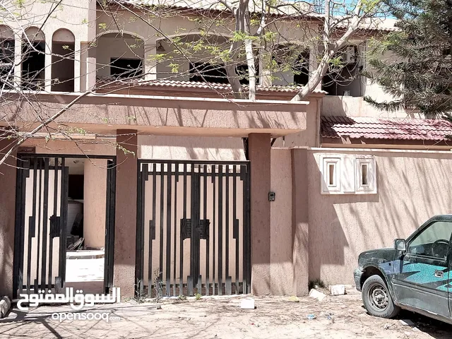 360 m2 More than 6 bedrooms Townhouse for Sale in Zawiya Other