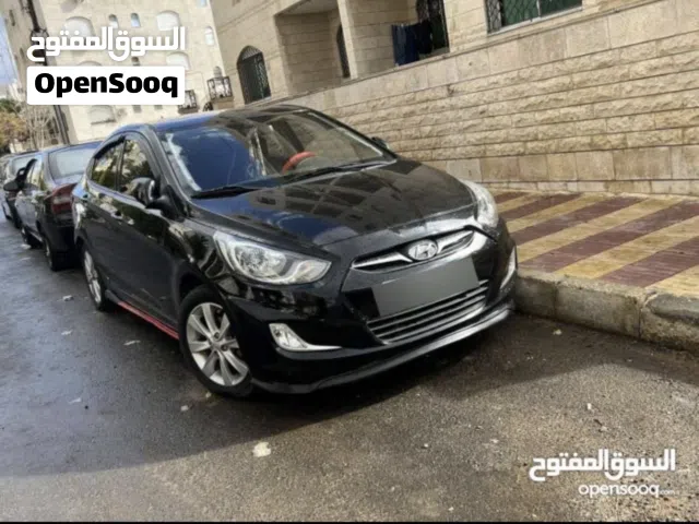 2014 هيونداي اكسنت Limited