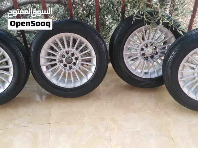 جنط البينا 15 مع كوشوك نضيف مقاس الكوشوك 15 /60/195 جنط بركب 4براغي محير قريب وبعيد ناقصة غطي للبي