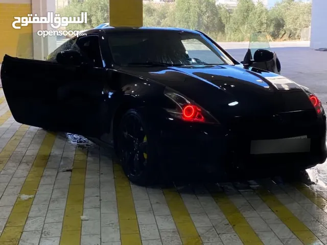 Nissan z370