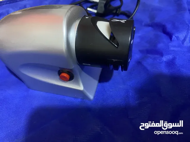 ماكينة سن سكاكين ومقصات