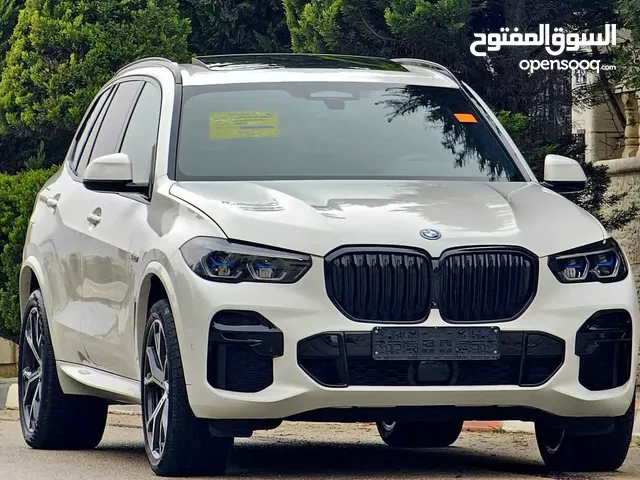 BMW  x5 M  45e هايبرد بلج ان  فل مسكر مع فتحه