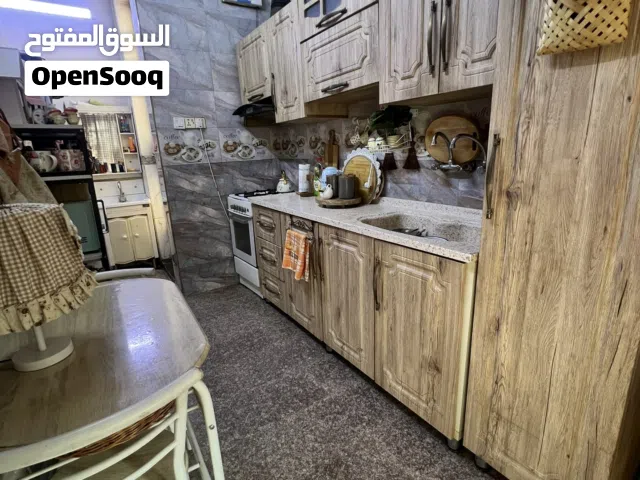 مشتمل للبيع في الدورة