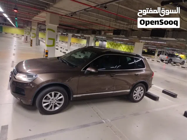 2015 Volkswagen Touareg Standard