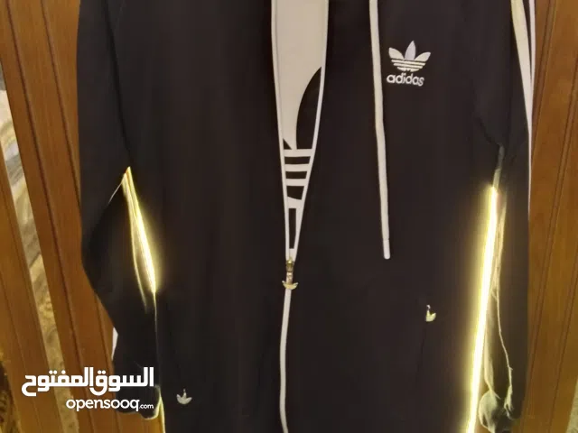 ترنج رياضي اسود مقاس اكس لارج استراد الامارات اخر قطعة  فريده من نوعها