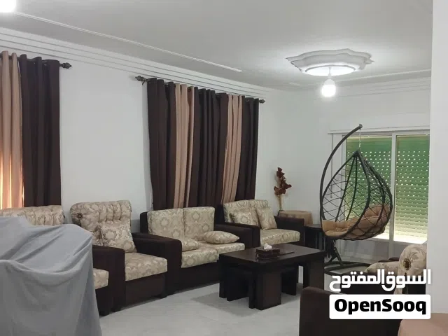 للبيع شقه 200م. في طبربور قرب أفران رمانه