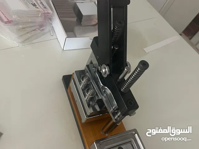 مكبس صور مغناطيسية 6.3x6.3 + مقص مغناطيس 6.3x6.3