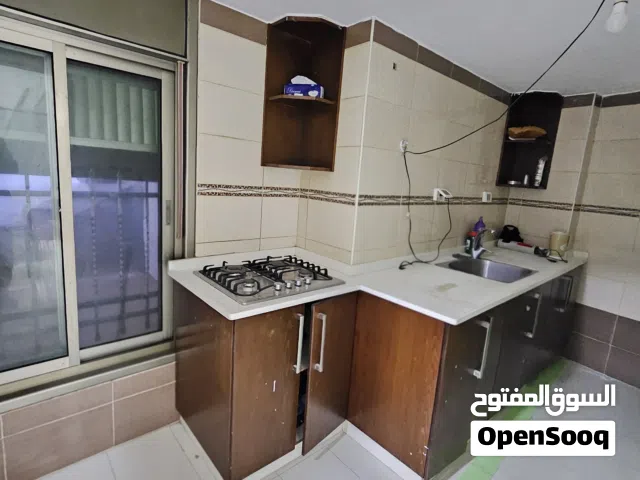 شقة للإيجار في رام الله – الشرفة – مناسبة كمقر شركة – مكتب – عيادة – صالون – أو لأي نشاط تجاري