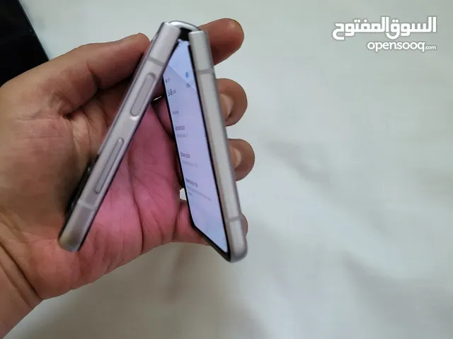 جالاكسي زد فليب 3  5G