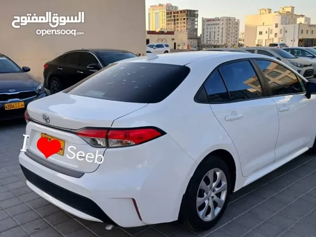 كورولا 2020 ابيض قمة ف النظافة البيع بغرض السفر