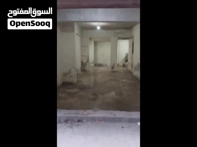 محل للبيع