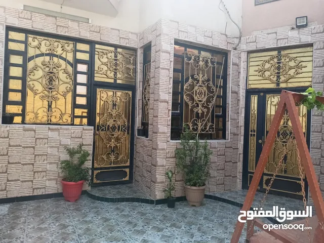 200 m2 3 Bedrooms Townhouse for Sale in Basra Asatidha