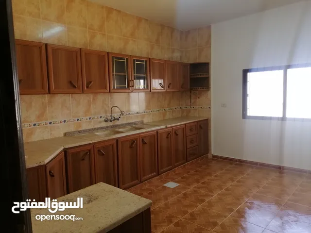 189 m2 5 Bedrooms Townhouse for Sale in Al Karak Al Msherifeh