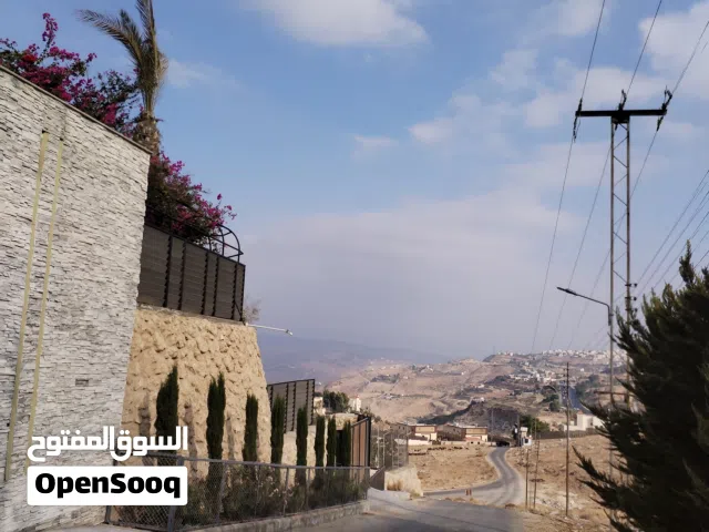 موقع مميز 5 دنمات دخلة مطعم خيل وليل جميع الخدمات متوفرة