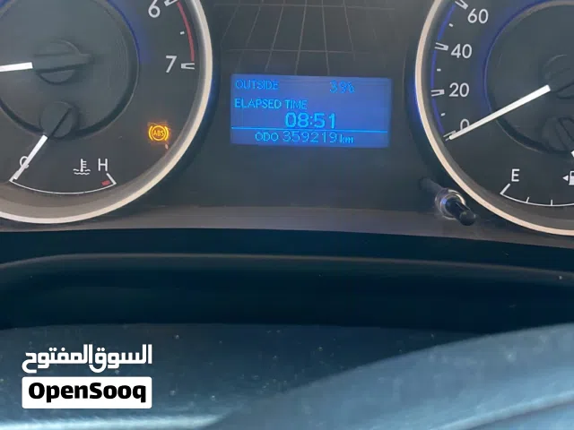 2016 تويوتا هيلوكس SR5