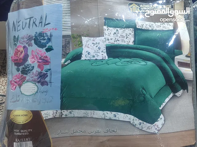 تلبيسه دوشك ولحاف وتلبيسه وياهه مال مخدات مجردبس فرشناهن ورجعناهن جديدات ونضيفات مكاني زعفرانيه