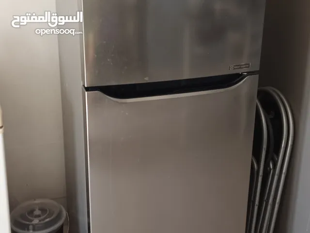 ثلاجه LG نظيفة جدا للبيع