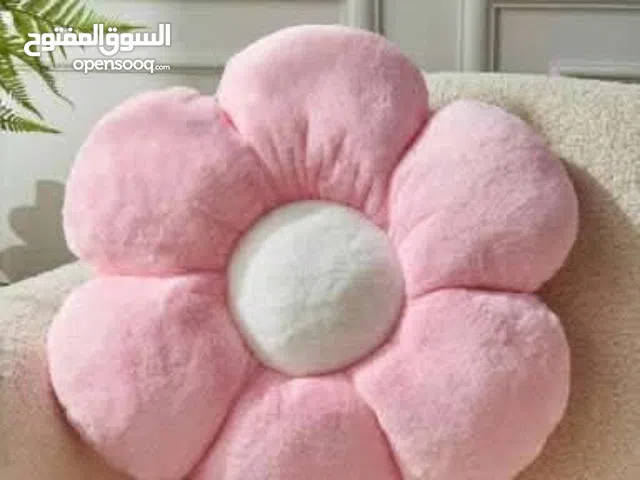 تصميم مخدات ديكور باشكل متنوعة والوان كاملة تناسب ذوقك الراقي.