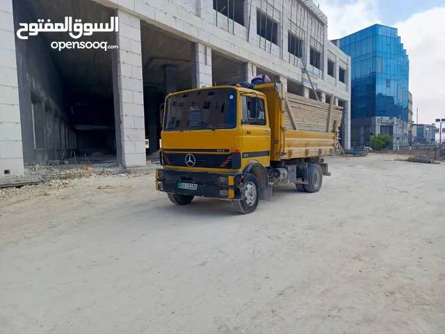 Tipper Mercedes Benz 1984 in Amman