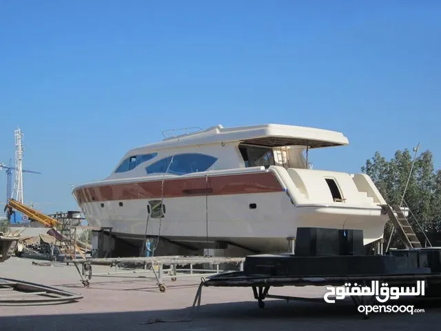 ورشة صناعة المراكب و اليخوت و السفن