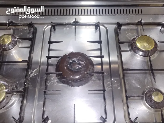 فرن طبخ اصلي ماركه قديمه وكاله شغال عالفحص ادفع بحق الله وشيل