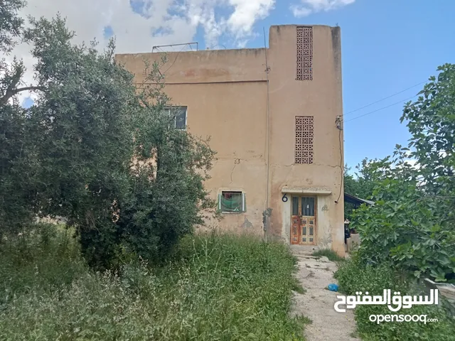 150 m2 More than 6 bedrooms Townhouse for Sale in Madaba Madaba Center