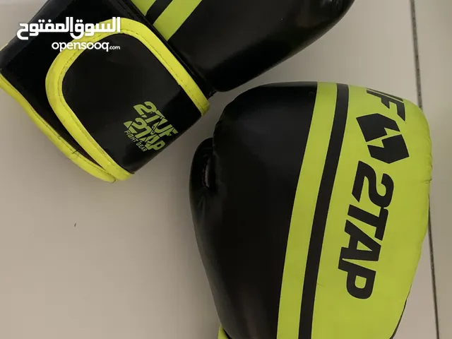 كفات ملاكمه مستعملات فتره قصيرة