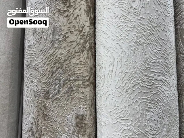 مفروشات وموكيت يوجد لدينا انواع الموكيت والبلاط المكتبي وفرش خاصه للمساجد وخصم خاص للكميات الكبيره