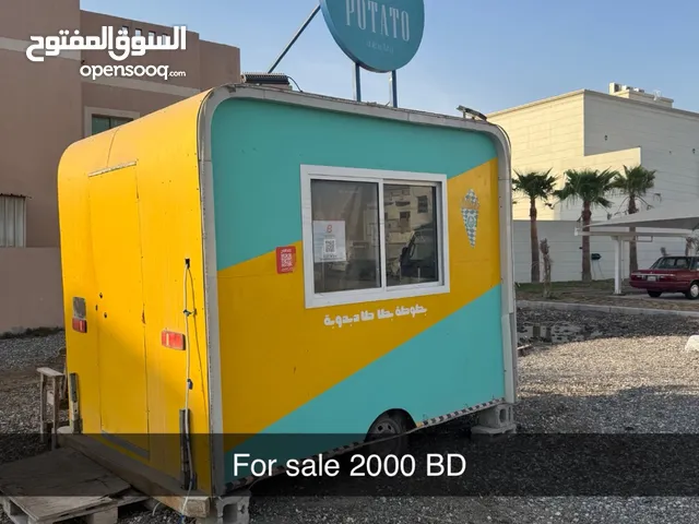 سيارة بيع الطعام food trucks