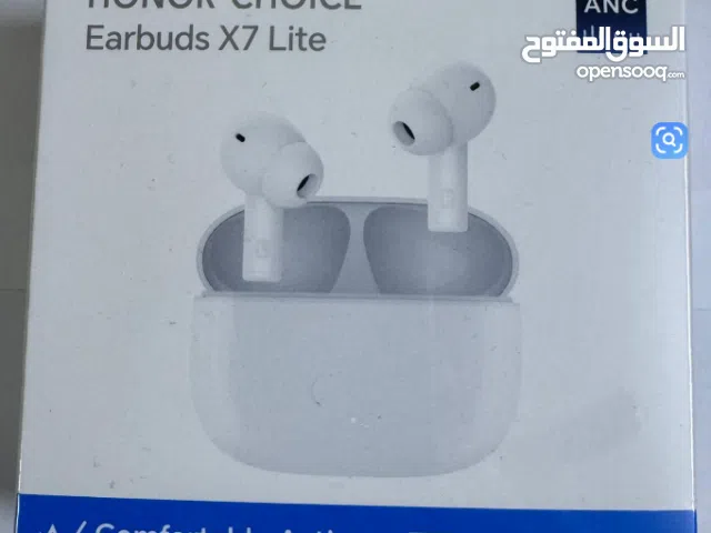 سماعة مواصفات راقية نوع HONOR جديدة غير مستخدمة وغير مفتوحة من الباكيت