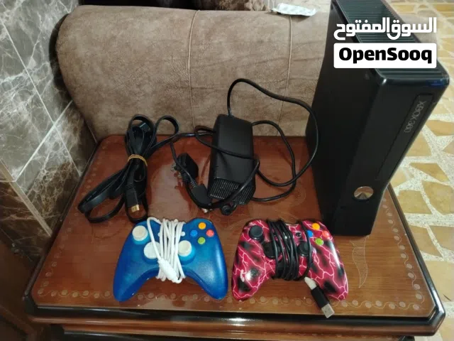 اكس بوكس 360 نظيف كلش بي جوستك تجاريه وبي اكثر من 50 لعبه