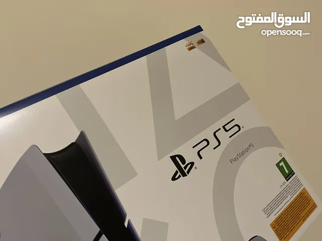 للبيع سوني 5 سليم مستعمل 1 شهر فقط مع كل الأغراض