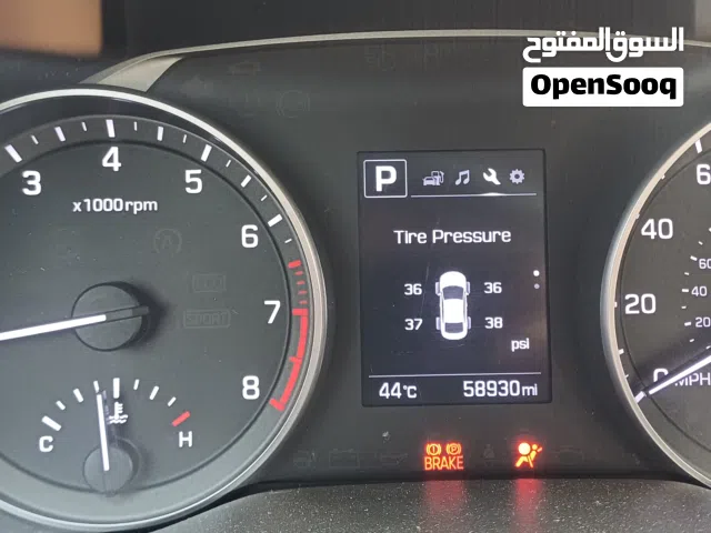 2018 هيونداي النترا Standard