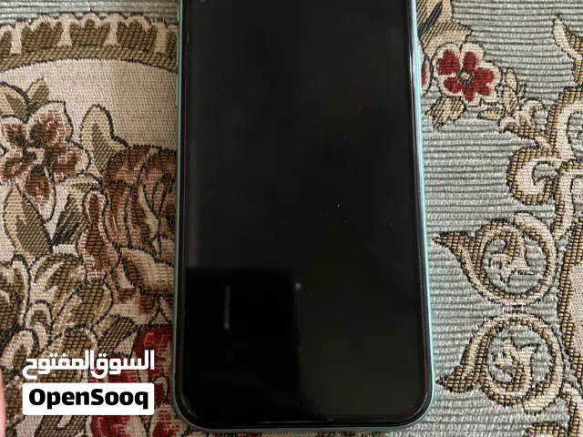 ايفون البع