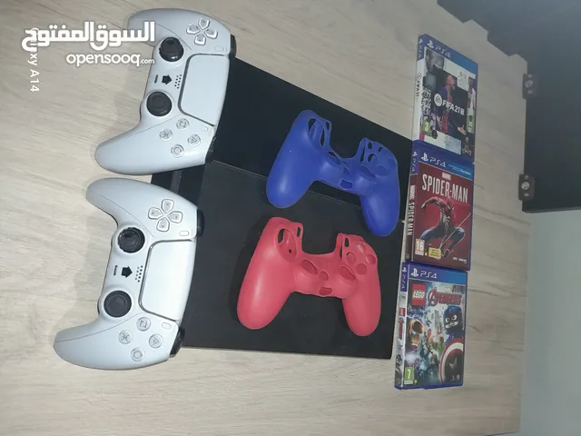 بليستيشن 4 مع عدد العاب كبير و Fc 25 و ماين كرافت و الجهاز 1T و الجهاز نظيف جدا