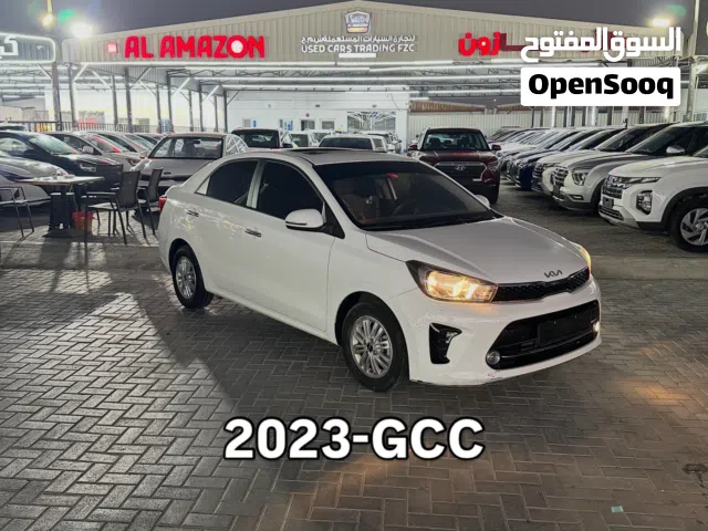 Kia Pegas EX with sunroof 2023 GCC Specs original painting & free accidents with low milage