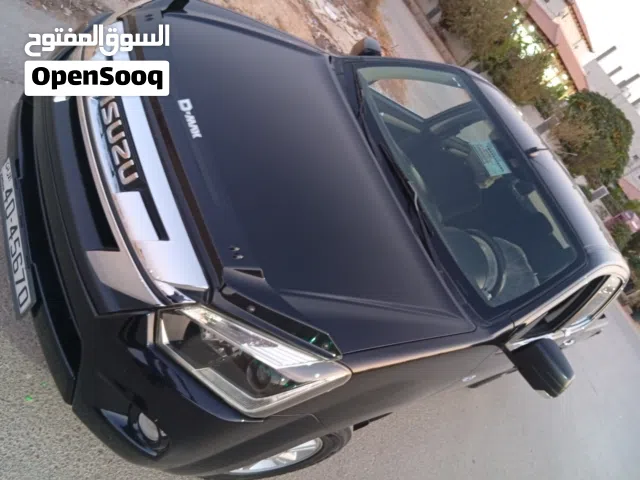 2014 ايسوزو D-ماكس LS