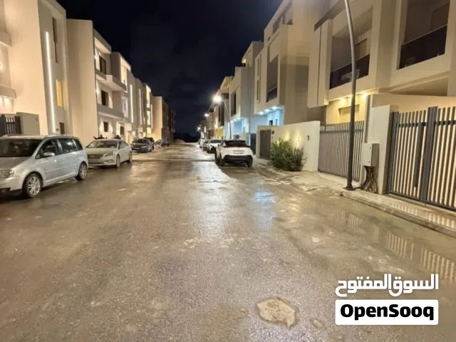 160 m2 3 Bedrooms Apartments for Sale in Tripoli Al-Serraj