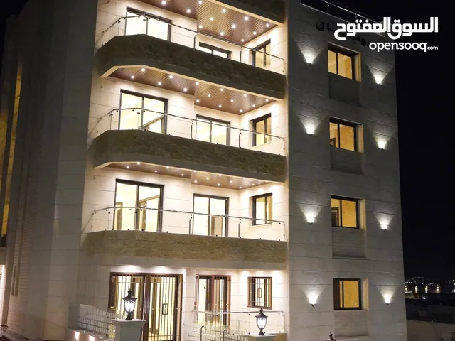 شقة ارضية للبيع مساحة 175م مع ترس أمامي طريق المطار_قرب جامعة البترا_رويال للاسكان