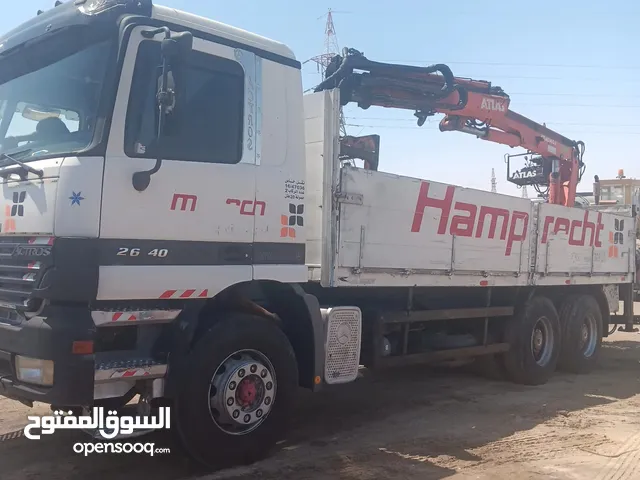 كرين طابوق موديل 2000 كرين اطلس 140.1 وارد المانيا اشتغلت بالكويت شرط الفحص الاتصال للجادين