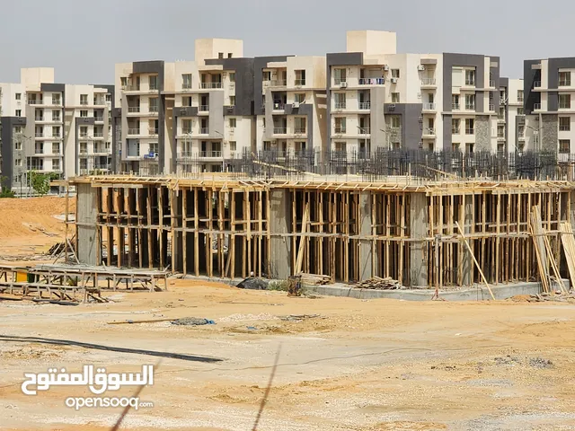 عاوز تستثمر صح ؟! يبقى لازم تشتري شقق فندقية تضمن لك دخلاً ثابتاً. مع Barceló Hotel Group،