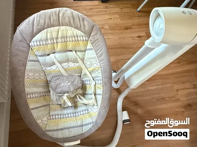 كرسي هزاز ماركة جوي