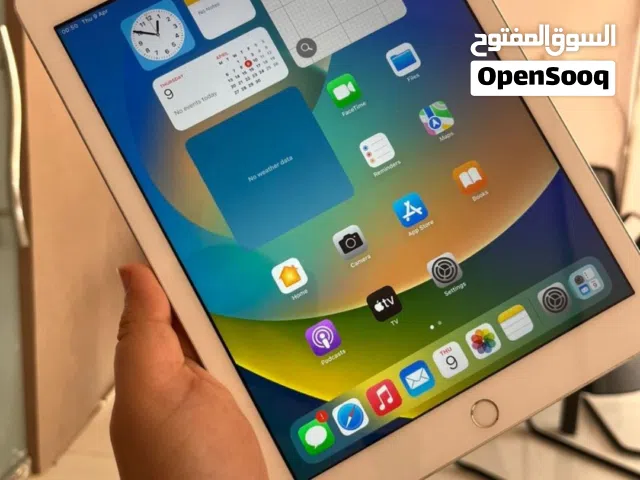 Apple iPad 6 128 GB in Al Dakhiliya
