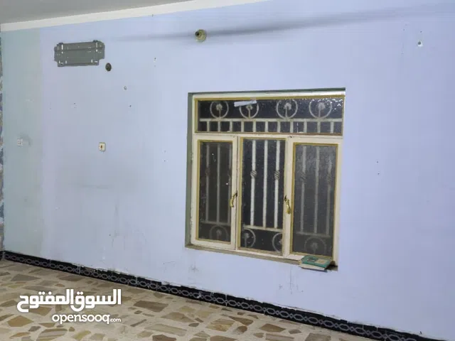 شقة سكنية كبيرة طابق اول تقع في القبلة حي المهندسين موقع متميز
