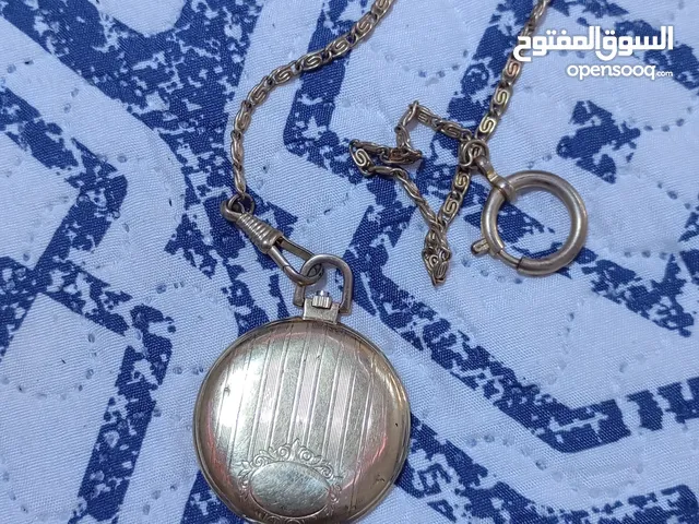 ساعة جيب أترية دات تاريخ عريق لاصحاب الذوق الرفيع ساعه نقية ودهبية ماركة معروفه