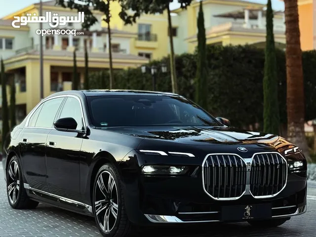 BMW i7 2025 للإيجار