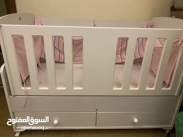 تخت بيبي بحاله الجديد