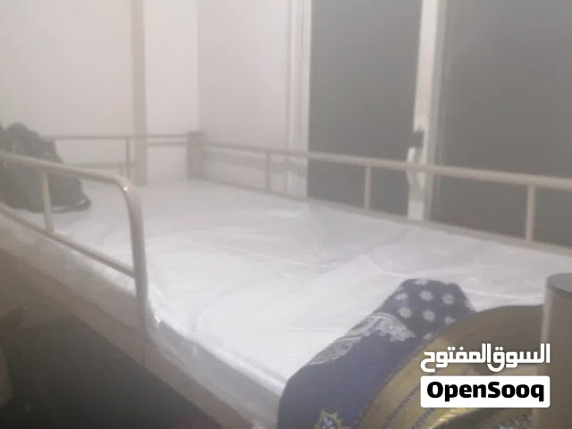مطلوب شخص لسكن بالفروانية خلف كناري بجوار المطافي