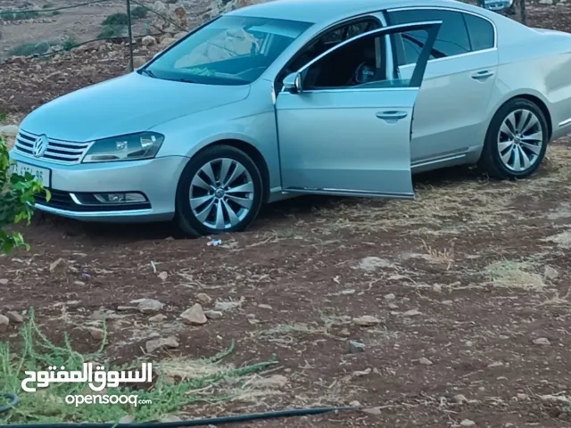 سيارة باسات موديل 2012 للبدل على جيب سانتاڤي